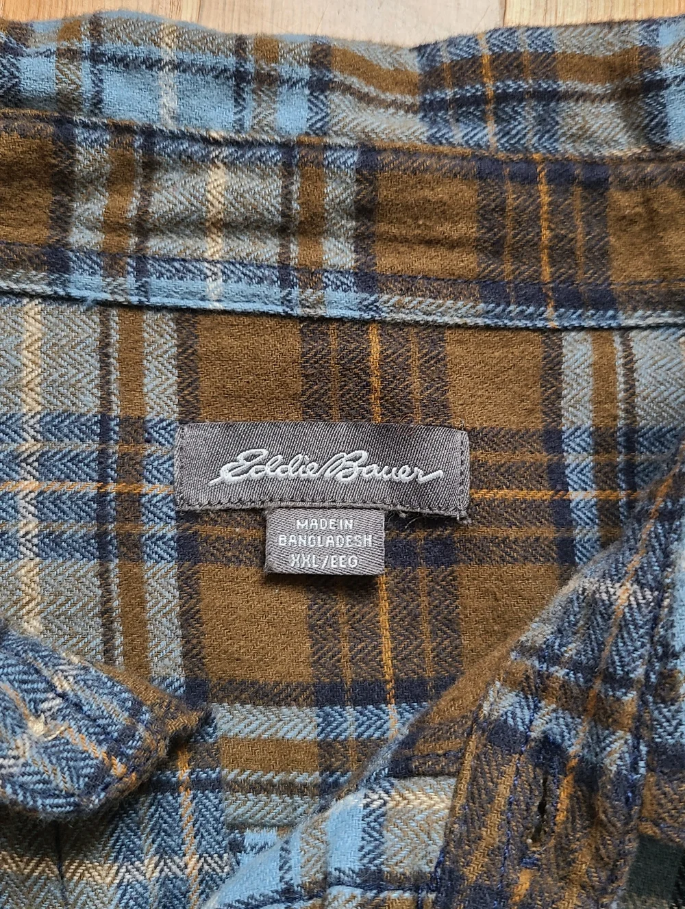 Eddie Bauer Plaid Button-Down Shirt Flannel- Light Blue & Brown Sz XXL - Picture 3 of 6